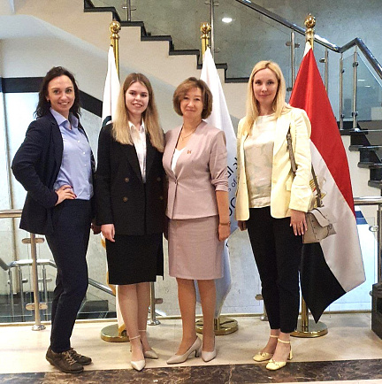 Светлана Гонтарева и Анастасия Гречко с деловым визитом посетили Каир